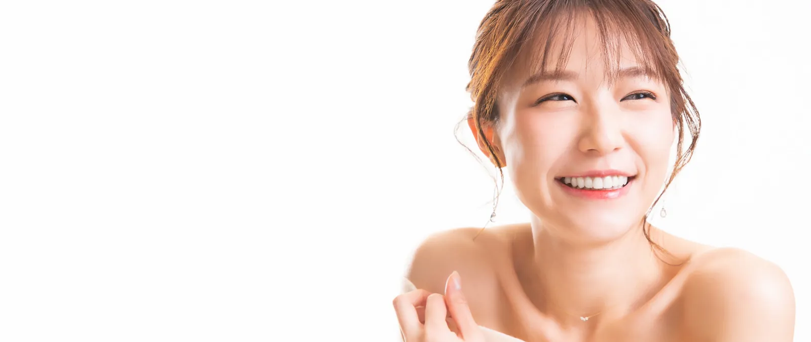 笑顔の女性のイメージ写真